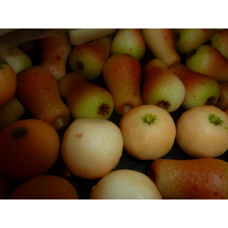 Pâte d'amande forme fruits