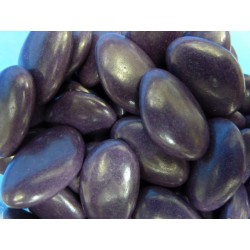 Dragée chocolat couleur aubergine