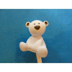 crayon avec ours blanc