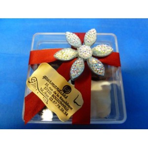 Boite plexi transparente garnie 4 chocolats Boite plexi transparente garnie 4 chocolats